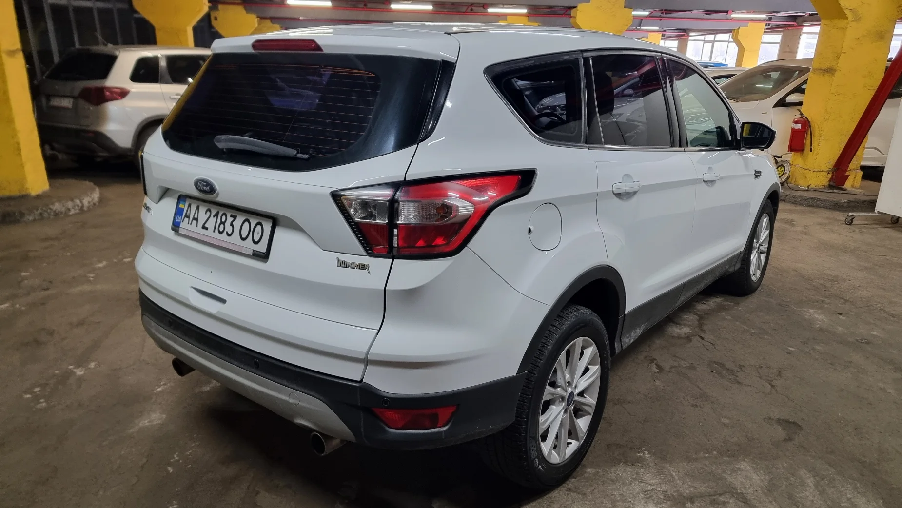 Ford Kuga photo